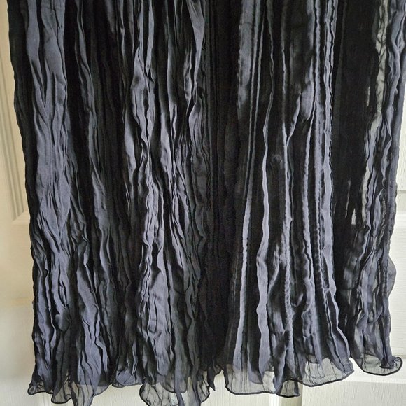 HW New York Black Maxi Skirt - Picture 2 of 5